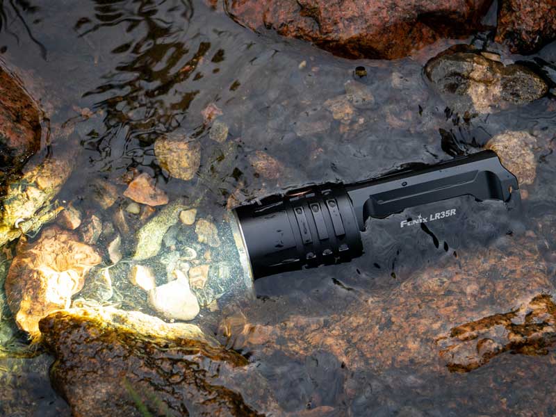 knifestock fenix vattentäta taktiska ficklampor