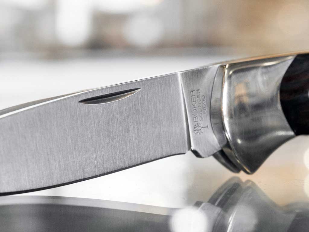 knifestock blog - öppningsmekanismer nail nick