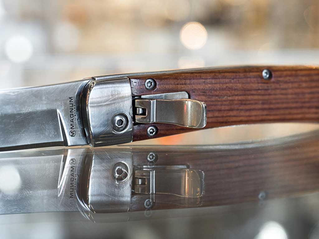 knifestock blog - öppningsmekanismer lever-lock