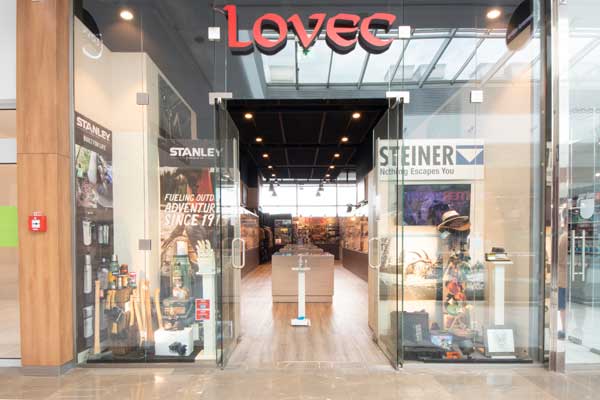 knifestock butik LOVEC Aupark Bratislava